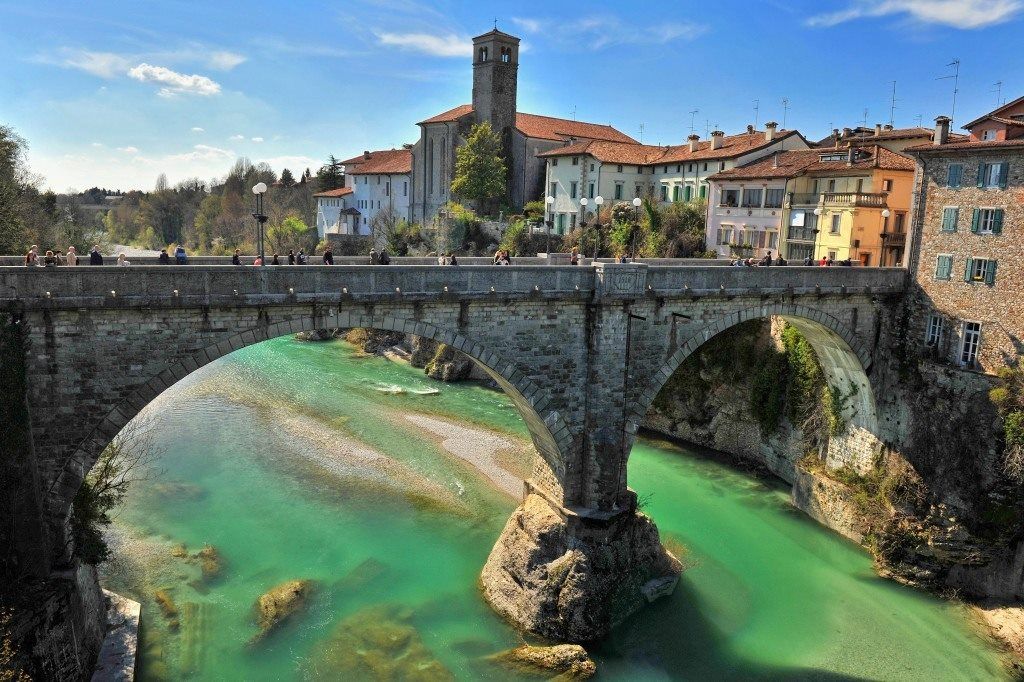 Il ponte di Cividale del Friuli, costruito dal Diavolo in ...