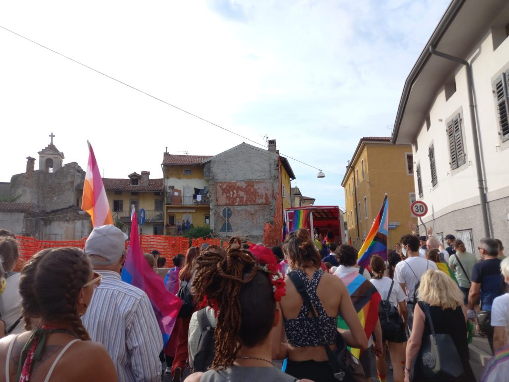 FVG Pride a Udine, si allarga la polemica sul patrocinio del Comune: nel mirino il manifesto