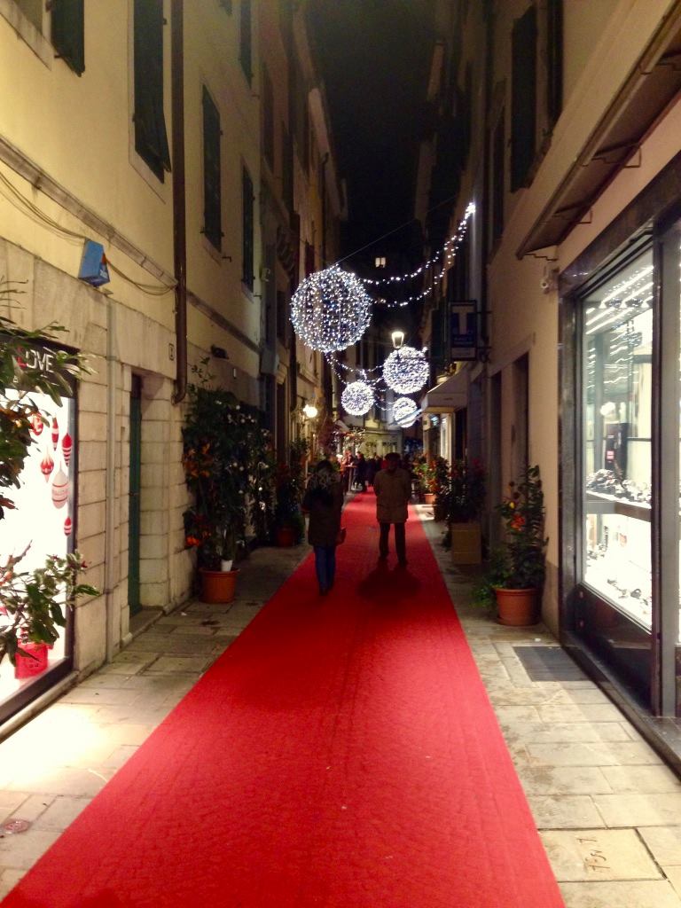 Udine Polemica Per I Premi Da 1800 Euro Sul Miglior Balcone Di Natale erp-per-inquilini-mm-fino-a-1800-euro-di-contributo-per