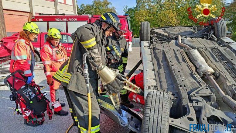 Supporto Porta Attrezzi Per Auto, Camion E Veicoli Di Soccorso - Adatto A Manici Fino A 60mm