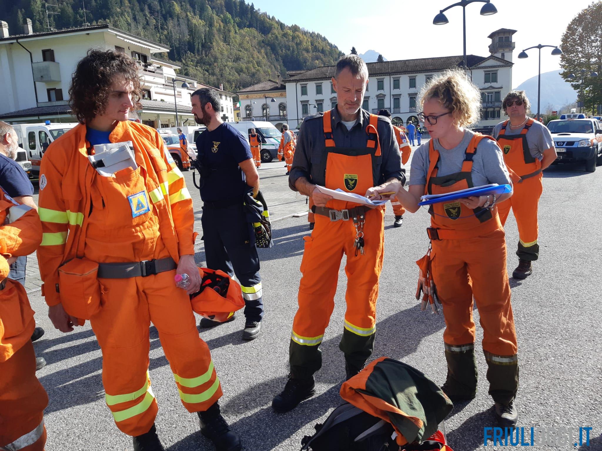 Protezione civile contro gli incendi boschivi: esercitazione ad Arta Terme