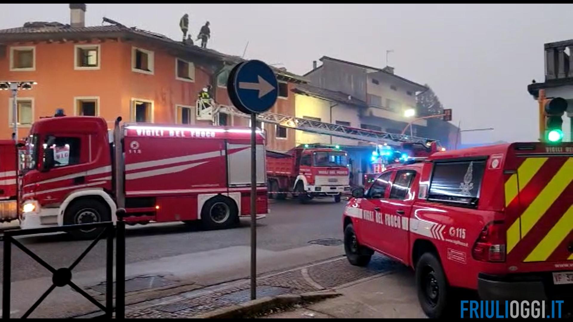 Tragico incendio a Pasian di Prato, un morto e due ustionati