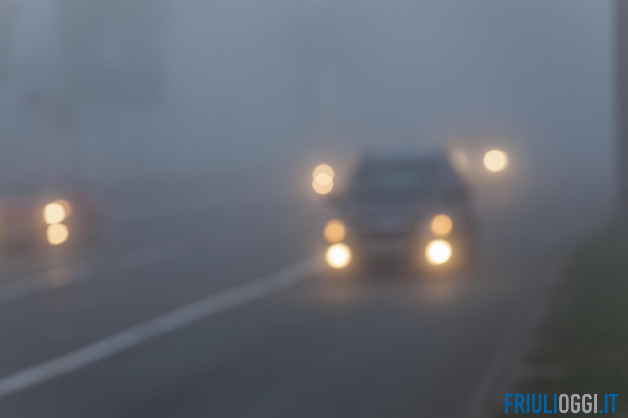 Nevfu d gjkt. Самый густой туман в мире. Пейзаж туман. Природные явления туман. Туман в сочи.