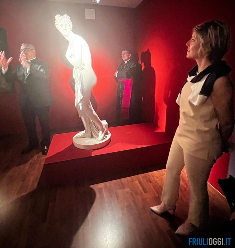 Inaugurata ad Illegio la mostra d'arte