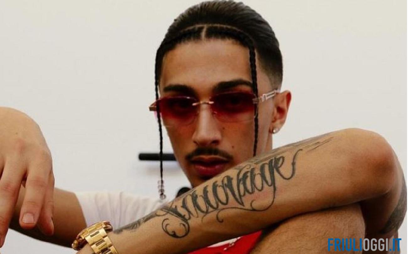 Il rapper con la pistola Baby Gang dedica una canzone al Friuli