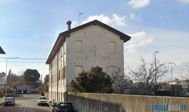 morto casa udine via urli