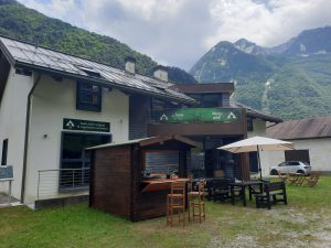 la tana val resia