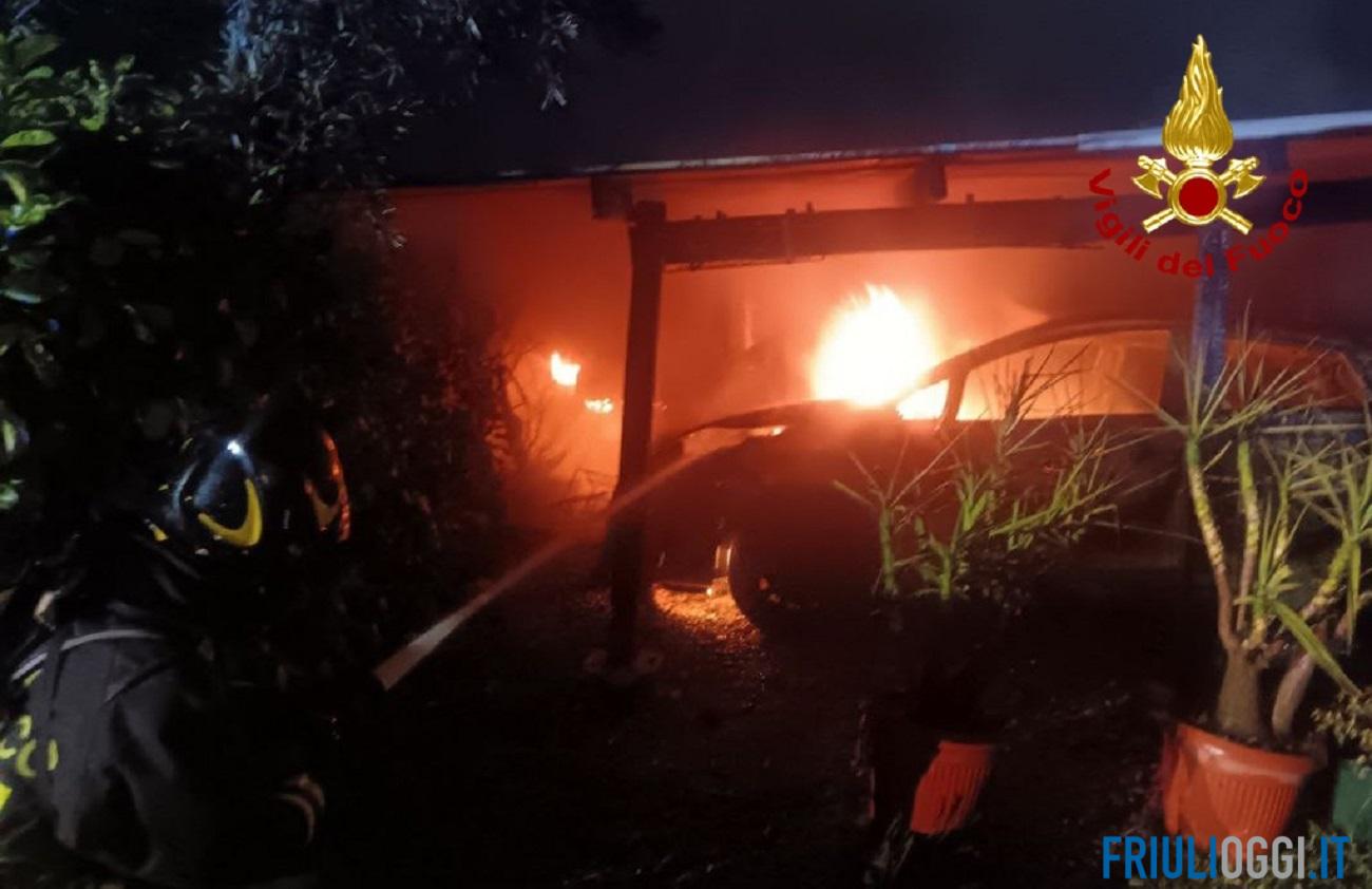 incendio auto premariacco