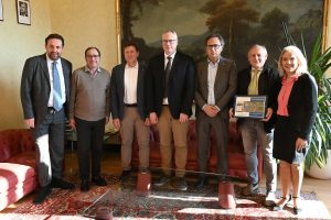 Consegna firme comitato Beivars Vive contro nuovo crematorio di Udine a Paderno Godia