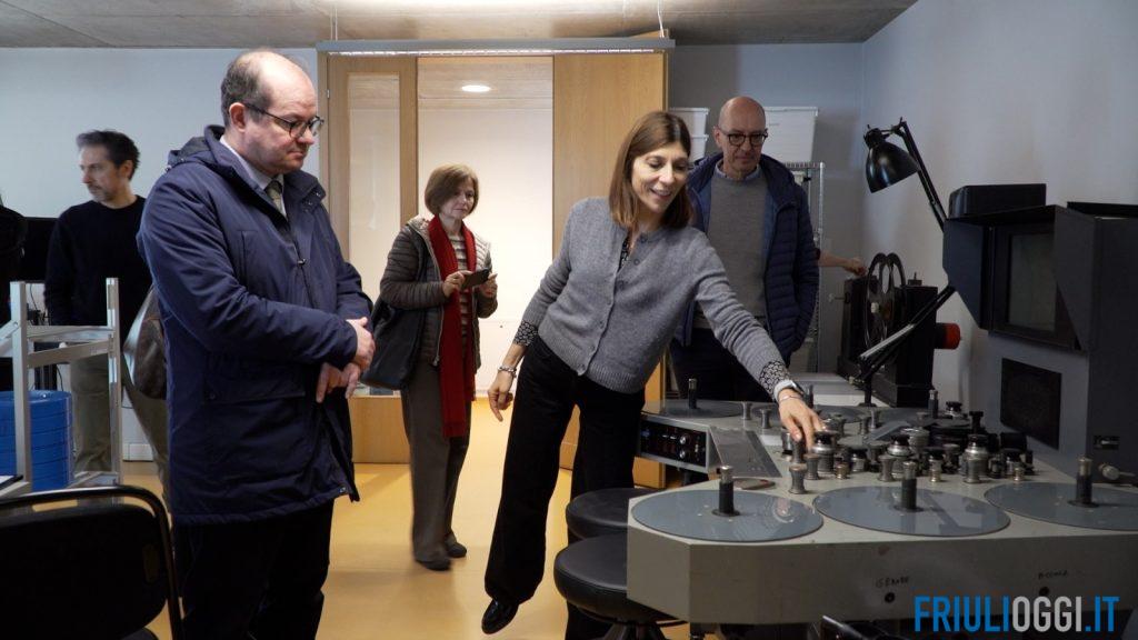 Il vice governatore con delega alla Cultura Mario Anzil in visita alla Cineteca del Friuli a Gemona del Friuli