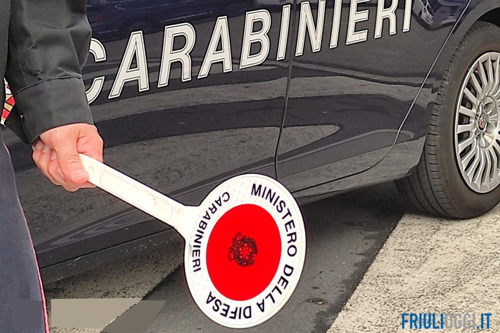 Ubriaco alla guida del trattore senza patente: gli era stata ritirata il giorno prima