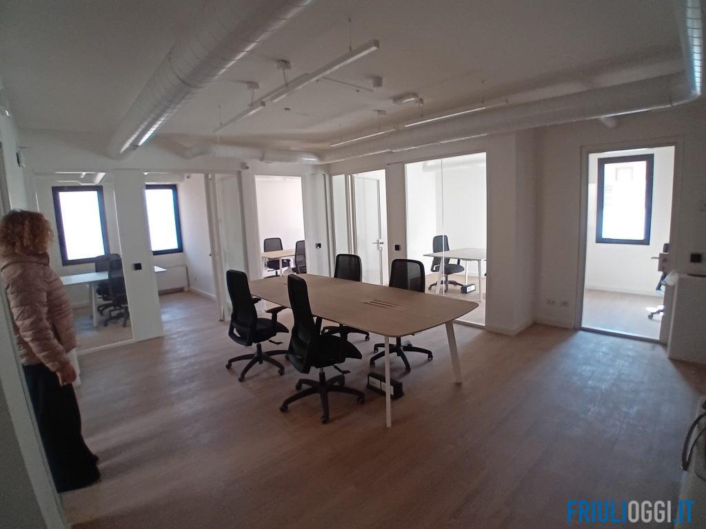 Ufficio con vista Dolomiti: a Sappada il coworking alle Poste è aperto a tutti