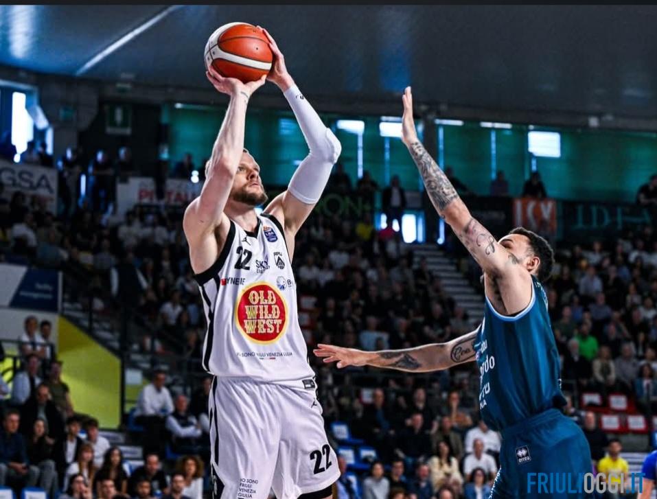 L’Apu Udine torna alla vittoria e spera ancora nei playoff