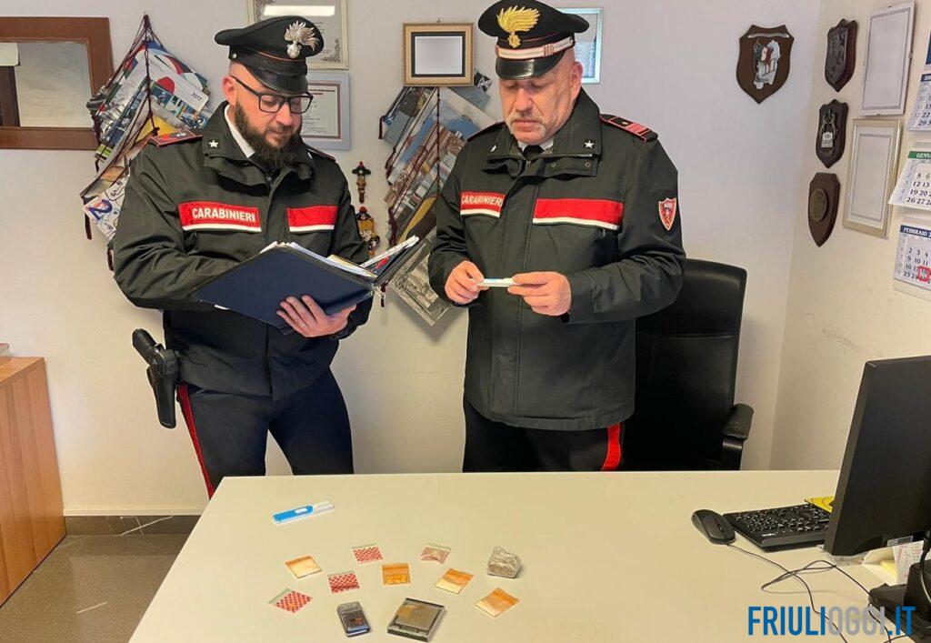 Il malore tradisce il pusher: in casa aveva un “market” della droga