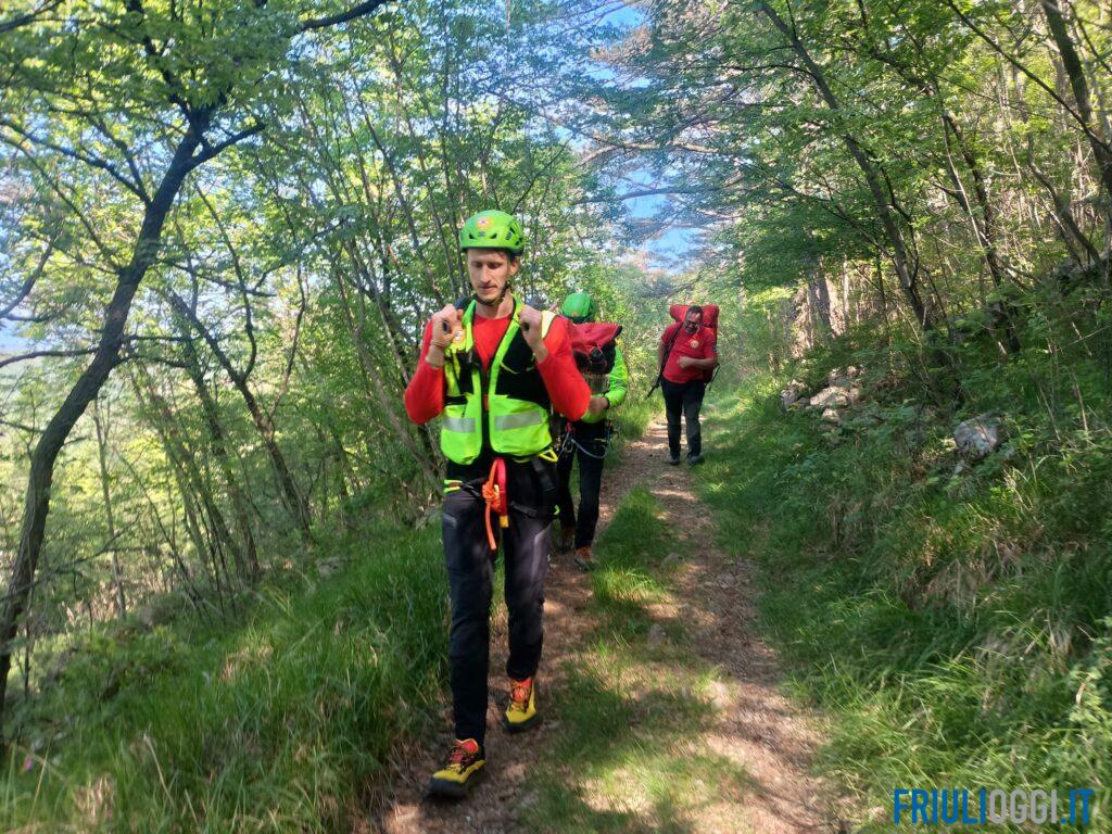 Infortuni sui sentieri: tre persone ferite tra Duino, Sgonico e Venzone