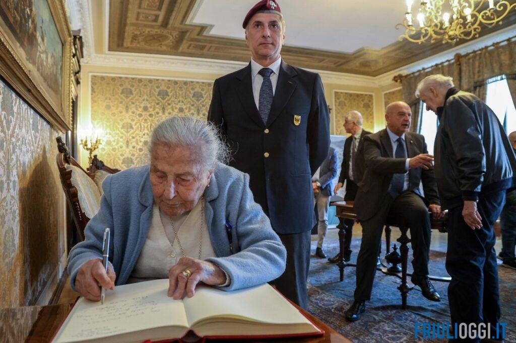 Paola Del Din riceve il Sigillo di Trieste: “La pace non è mai scontata”
