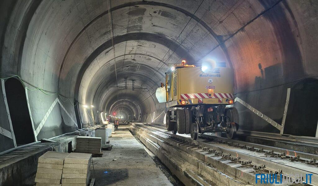 Linea Tarvisio-Udine chiusa, ma si aprono le “finestre” per i treni merci
