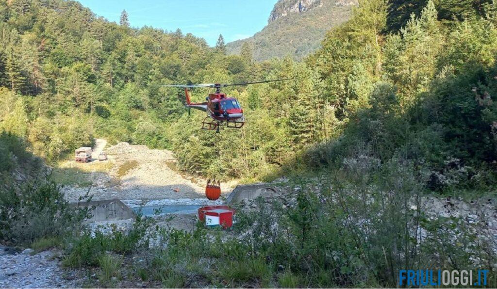 Incendi in Friuli, diversi i fronti attivi: in azione Canadair ed elicotteri