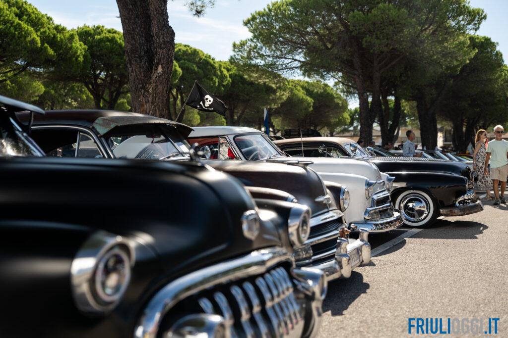 Italian Bike Week, il gran finale tra 200 auto americane e le regine del Custom Bike Show