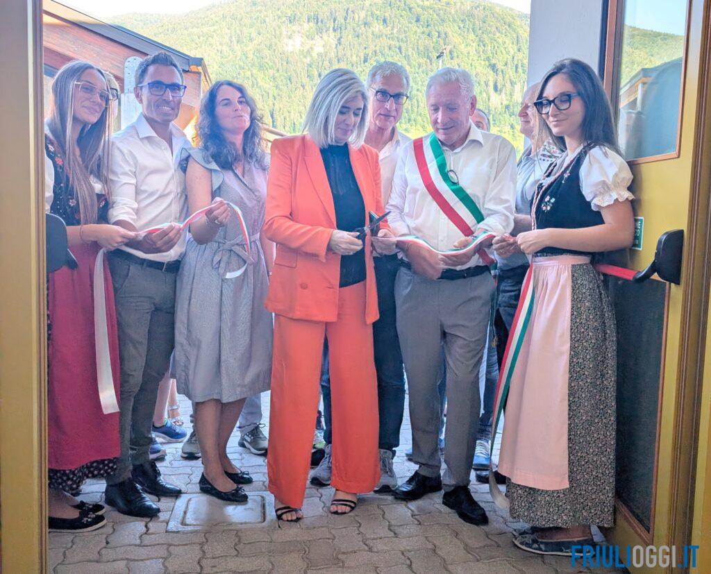 Dopo sette anni riapre la scuola di Sutrio: la Dante Alighieri torna a vivere