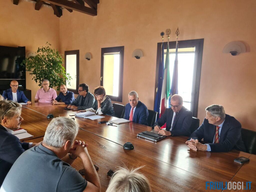 Vertenza Electrolux, 463 esuberi a Porcia: il 5 ottobre il tavolo decisivo al ministero