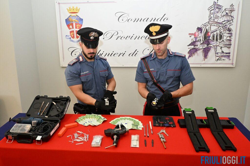 Tentano di entrare in un appartamento nel cuore della notte: arrestati due uomini a Udine