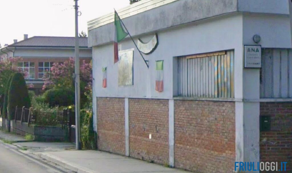 Ragazzini tirano bottiglie d’acqua contro le auto in corsa: allarme a Tricesimo