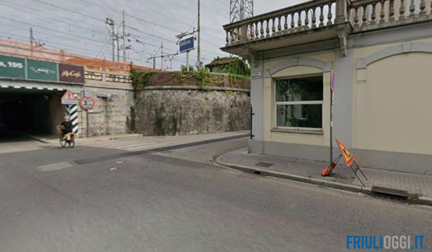Udine sud, basta buche in via Marsala: parte l’asfaltatura del primo tratto