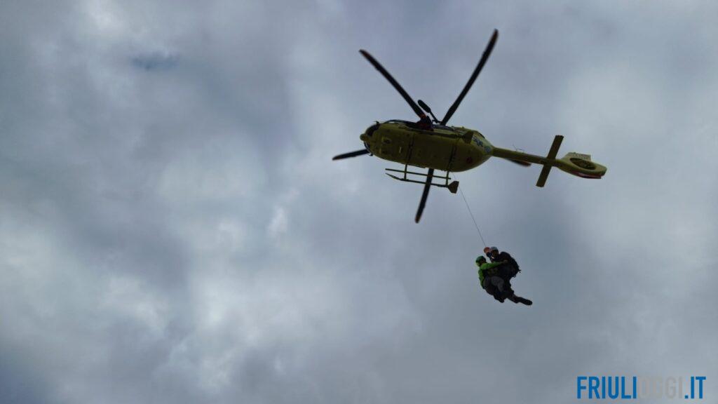 Crampi sul Creton di Culzei, due ventenni recuperati con l’elicottero