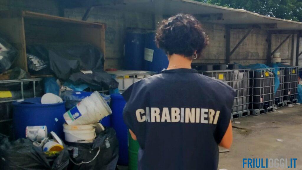 Rifiuti e scarichi abusivi nell’ex fabbrica di vernici: scatta la denuncia