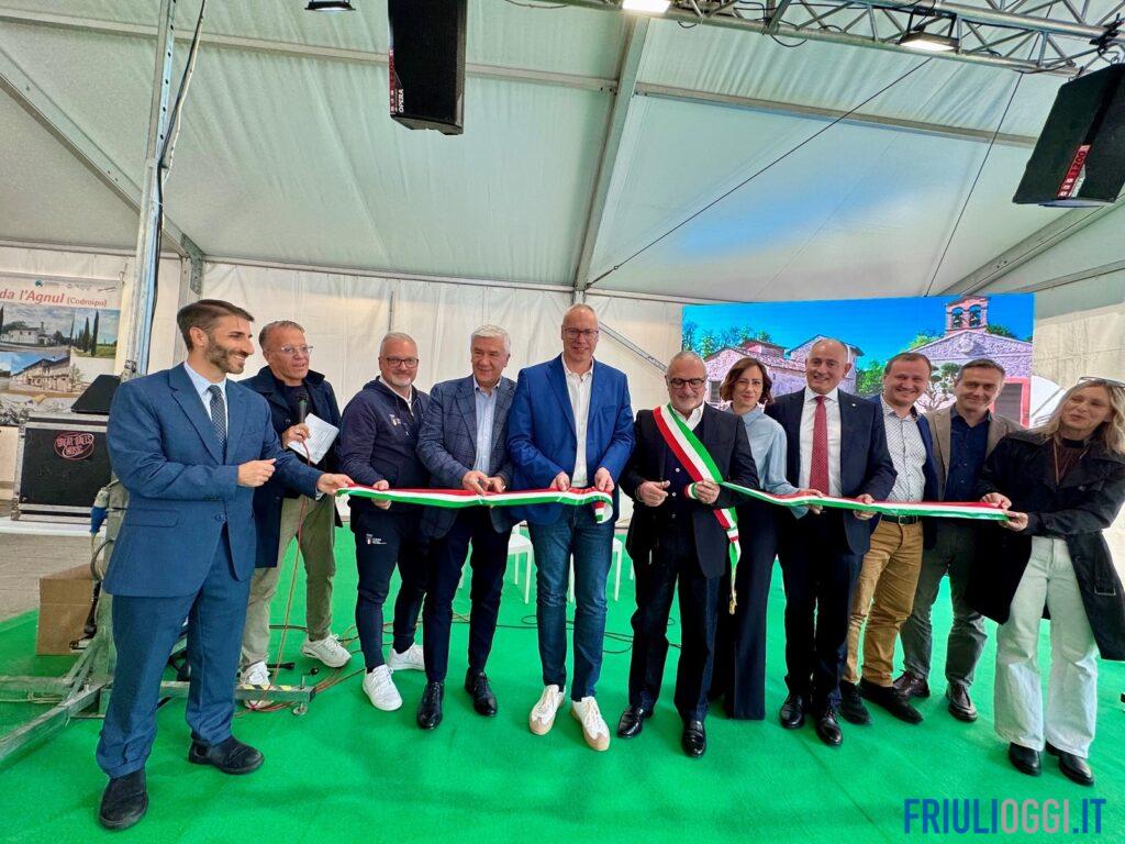 Taglio del nastro per la Fiera di San Simone: tra mercati, musica, sport e tradizioni