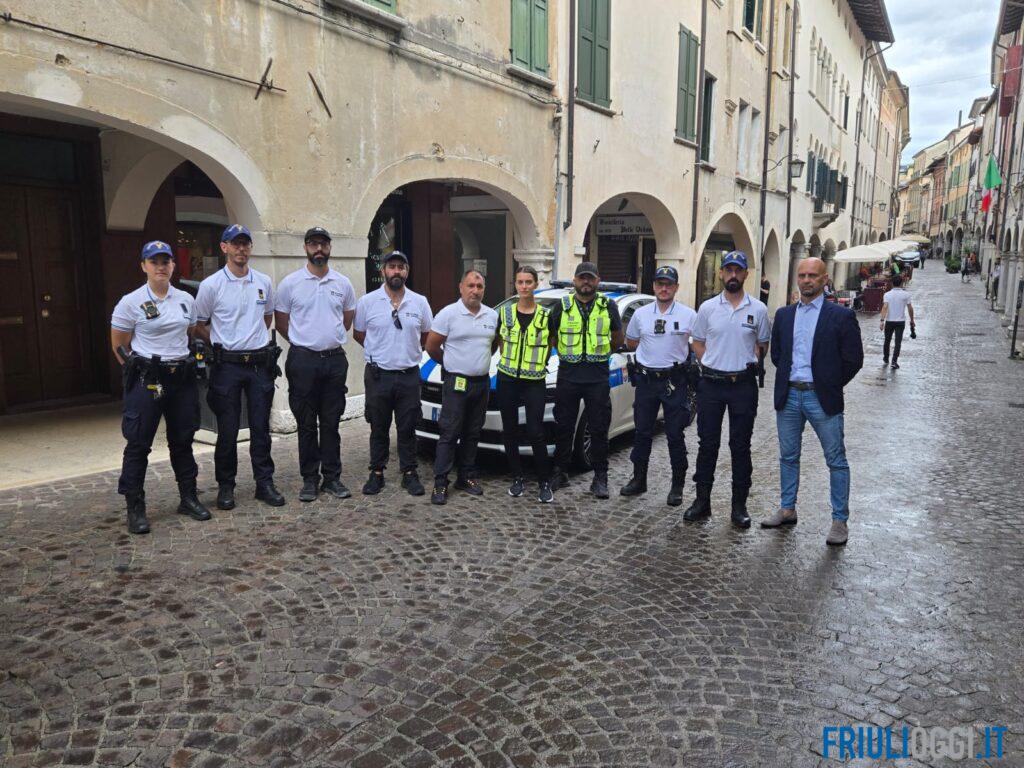 Pordenone, pugno duro contro l’accattonaggio molesto: multe e allontanamenti