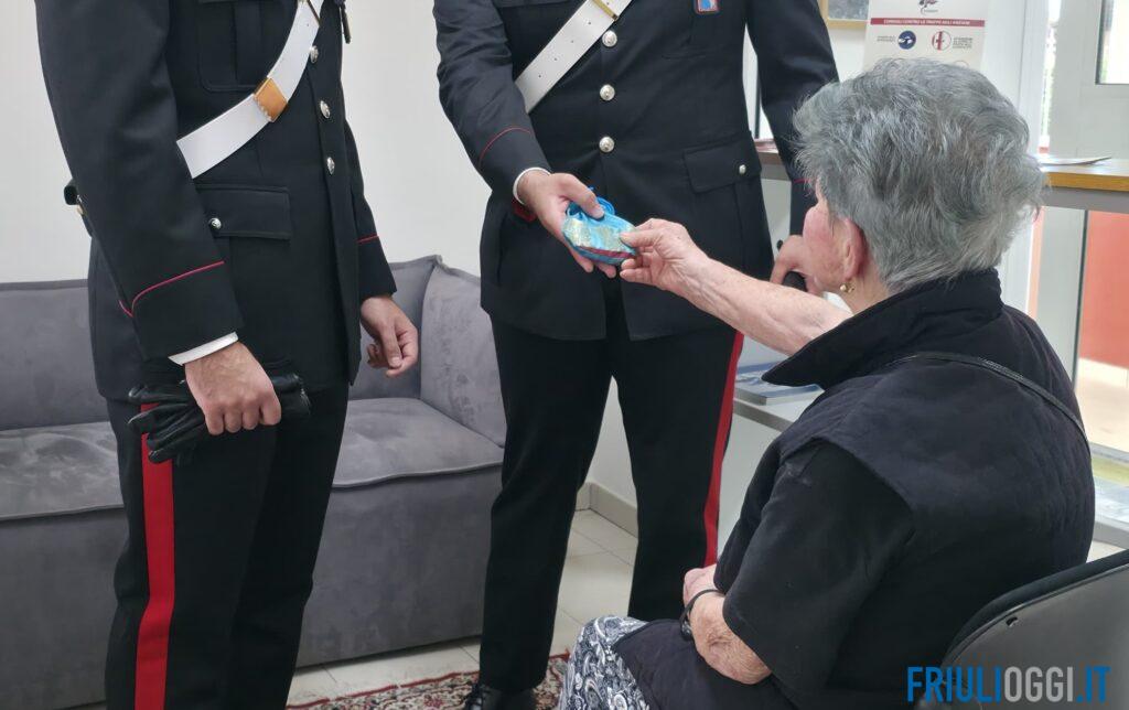Truffa un’anziana, poi aggredisce i carabinieri con pugni e morsi: arrestato a Caneva