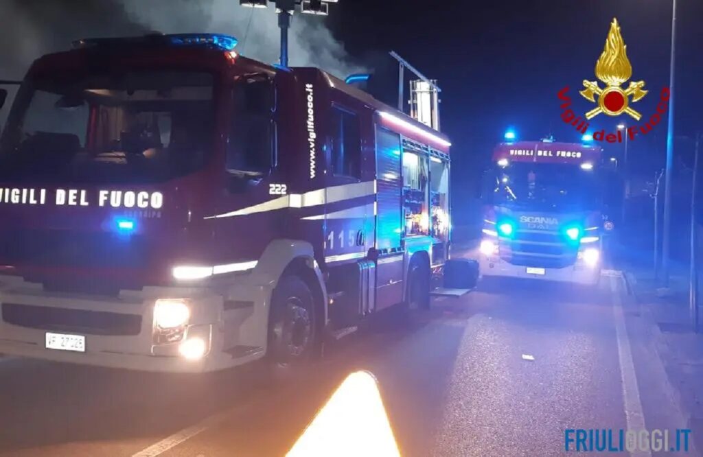 Morto nell’incendio dello chalet a Pontebba, chi è la vittima e l’ipotesi di una stufa difettosa